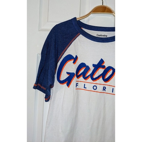 Captivating Gators Florida Raglan T-Shirt Tee White Blue Medium NWT - Picture 5 of 9